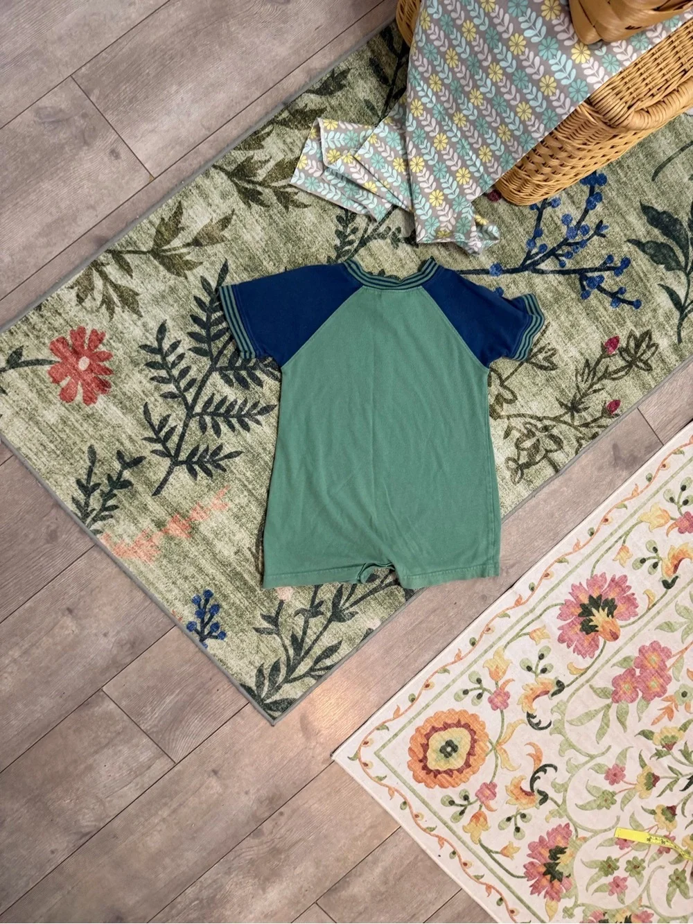 Vintage 90s OshKosh B'gosh Green Frog Romper 24 Months 100% Cotton Short Sleeve